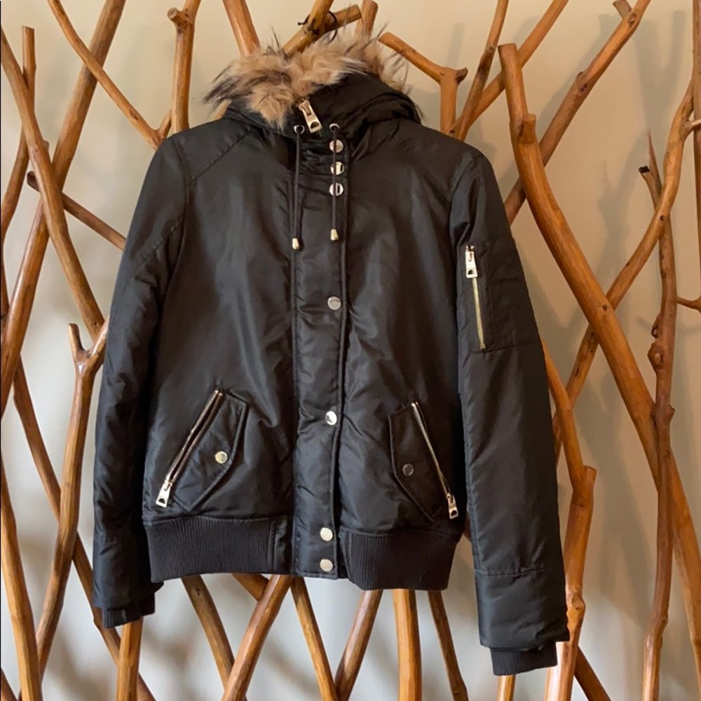 GUESS Army Green and Gold sherpa winter coat